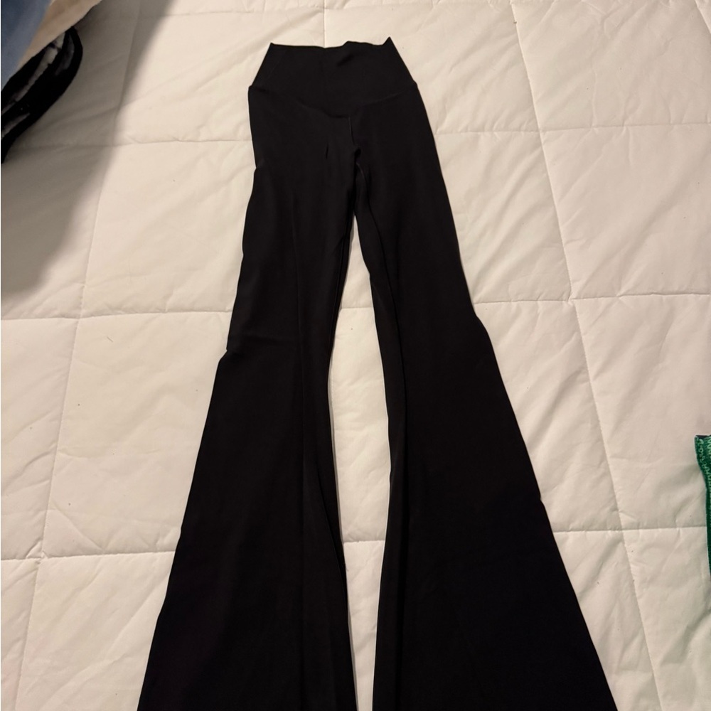 aerie crossover flare leggings
